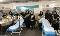 کلینیک سیار دندانپزشکی مرکز بهداشت غرب در مراسم اربعین حسینی به راهپیمایان خدمات رساند