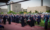 همایش پیاده‌روی خانوادگی به مناسبت هفته سلامت و گرامیداشت شهدای جنگ رمضان در دانشگاه علوم پزشکی ایران