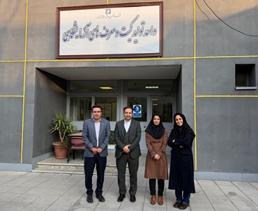 بازدید معاون غذا و دارو از شرکت مادر تخصصی پالایش و پژوهش خون