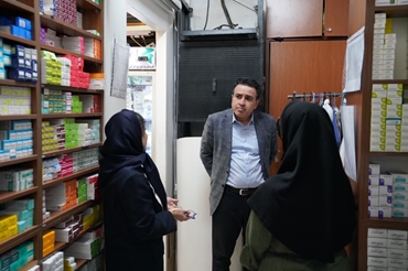 مجاهدیان: پایداری زنجیره دارو در گرو اصلاح توزیع و تقویت نقدینگی داروخانه‌ها است