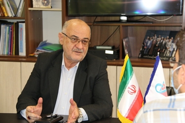 گفتگو با مردی که موفقیتهای کاری اش را ناشی از کارگروهی و حمایت ها می داند