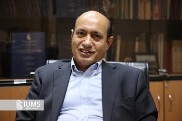 گفتگو با مردی پرتلاش که رمز موفقیت را بودن در کنار مردم می داند